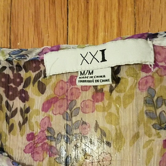 5/$25 Forever 21 Sheer Floral Top - Picture 2 of 4